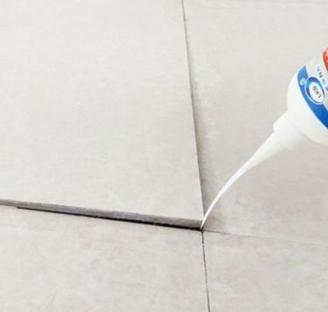 乾县瓷砖空鼓维修公司分享卫生间瓷砖脱落的原因可能有以下几点